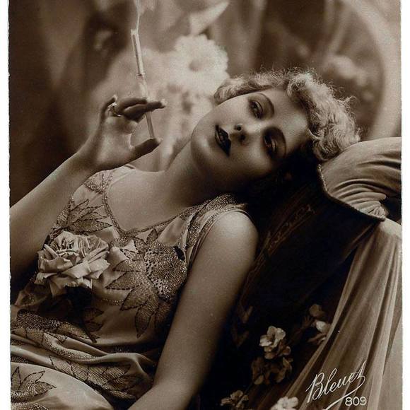 Meet your Posher, Katherine - Picture 1 of 1